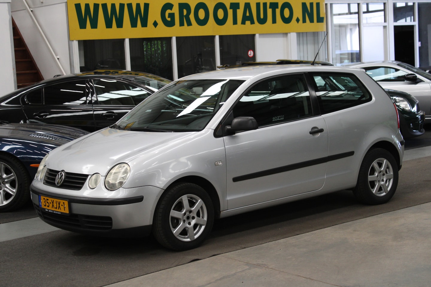 Volkswagen Polo - 1.2-12V Airco, Stuurbekrachtiging, Lichtmetalen velgen - AutoWereld.nl