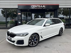 BMW 5-serie Touring - 530e xDrive High Exe M-Sport|Pano|Camera|Leder|Ambient Light|Carplay|Navi|292PK
