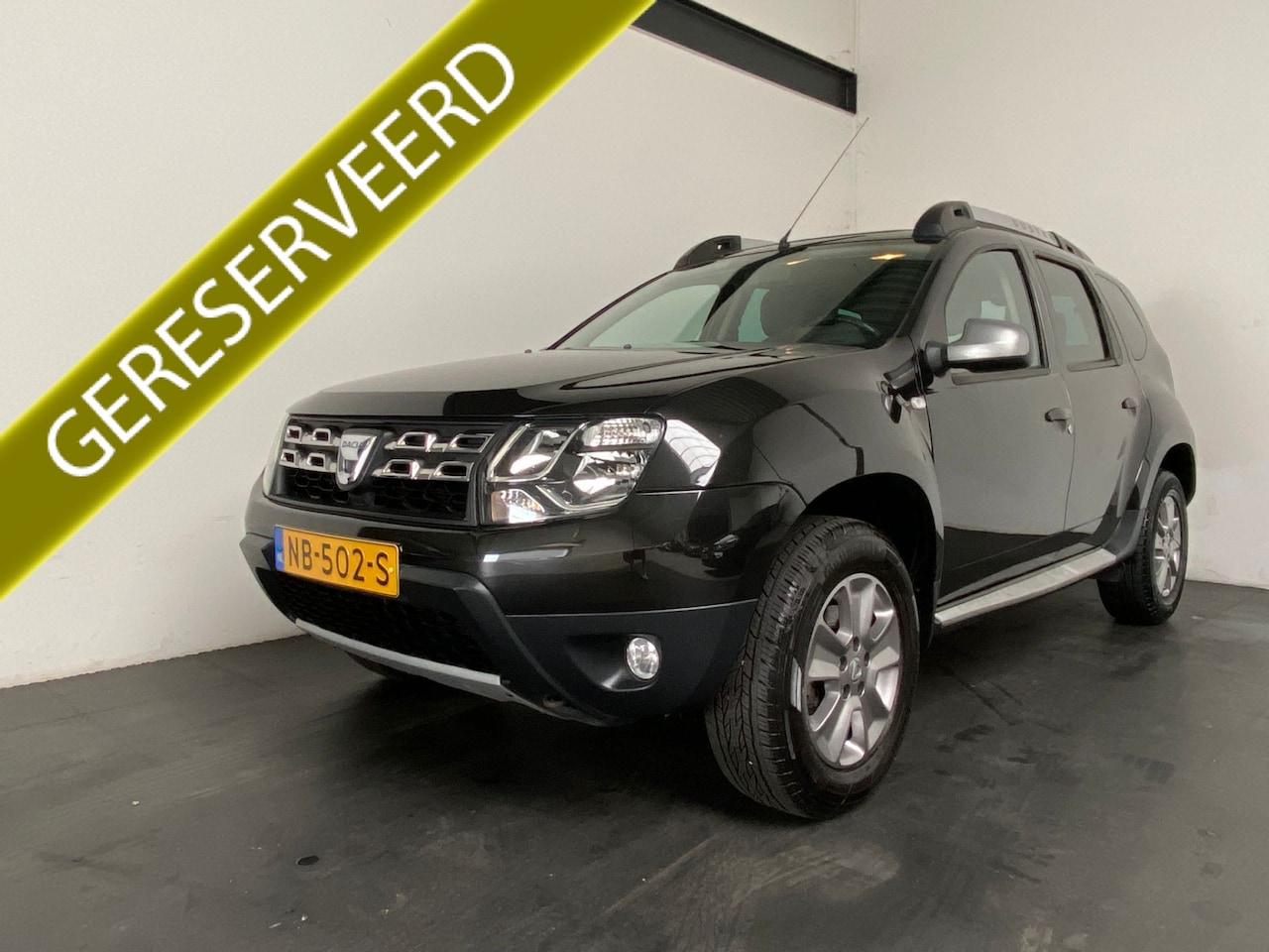 Dacia Duster - 1.2 TCe 4x2 Prestige. Navi. Pano! - AutoWereld.nl