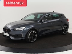 CUPRA Leon - 1.4 e-Hybrid | Stoel & stuurverwarming | Adaptive cruise | Camera | Navigatie | Keyless |