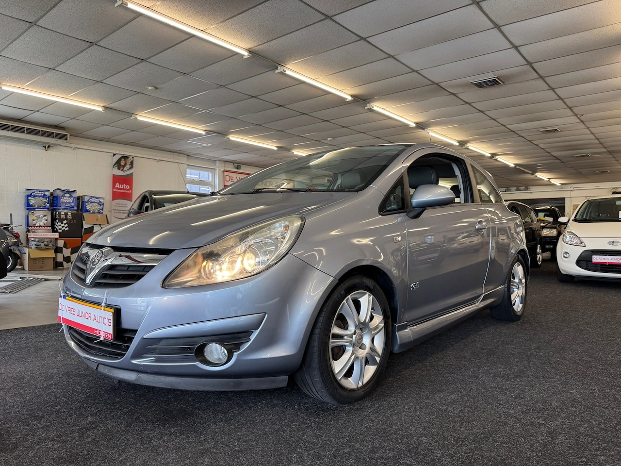 Opel Corsa - 1.2-16V OPC Line. Cruise control, airco, ketting vervangen en een nwe apk! - AutoWereld.nl