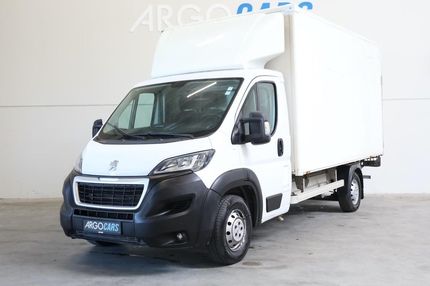 Peugeot Boxer - 2.2 BlueHDi 140 PK L4 BAKWAGEN DHOLLANDIA AIRCO/CLIMA LAADKLEP ZIJDEUR NAVI CRUISE LEASE v - AutoWereld.nl