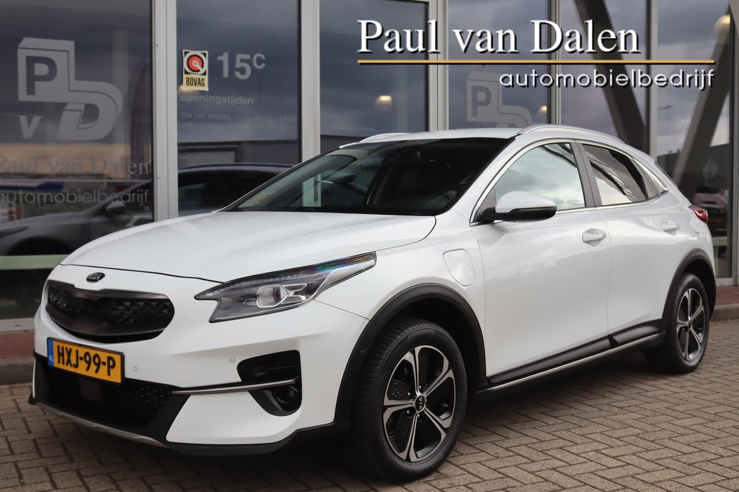 Kia XCeed - 1.6 GDi PHEV 141PK AUTOMAAT DYNAMICLINE Navi | Camera | Stoel/stuurverw. | Adapt. Cruise | - AutoWereld.nl