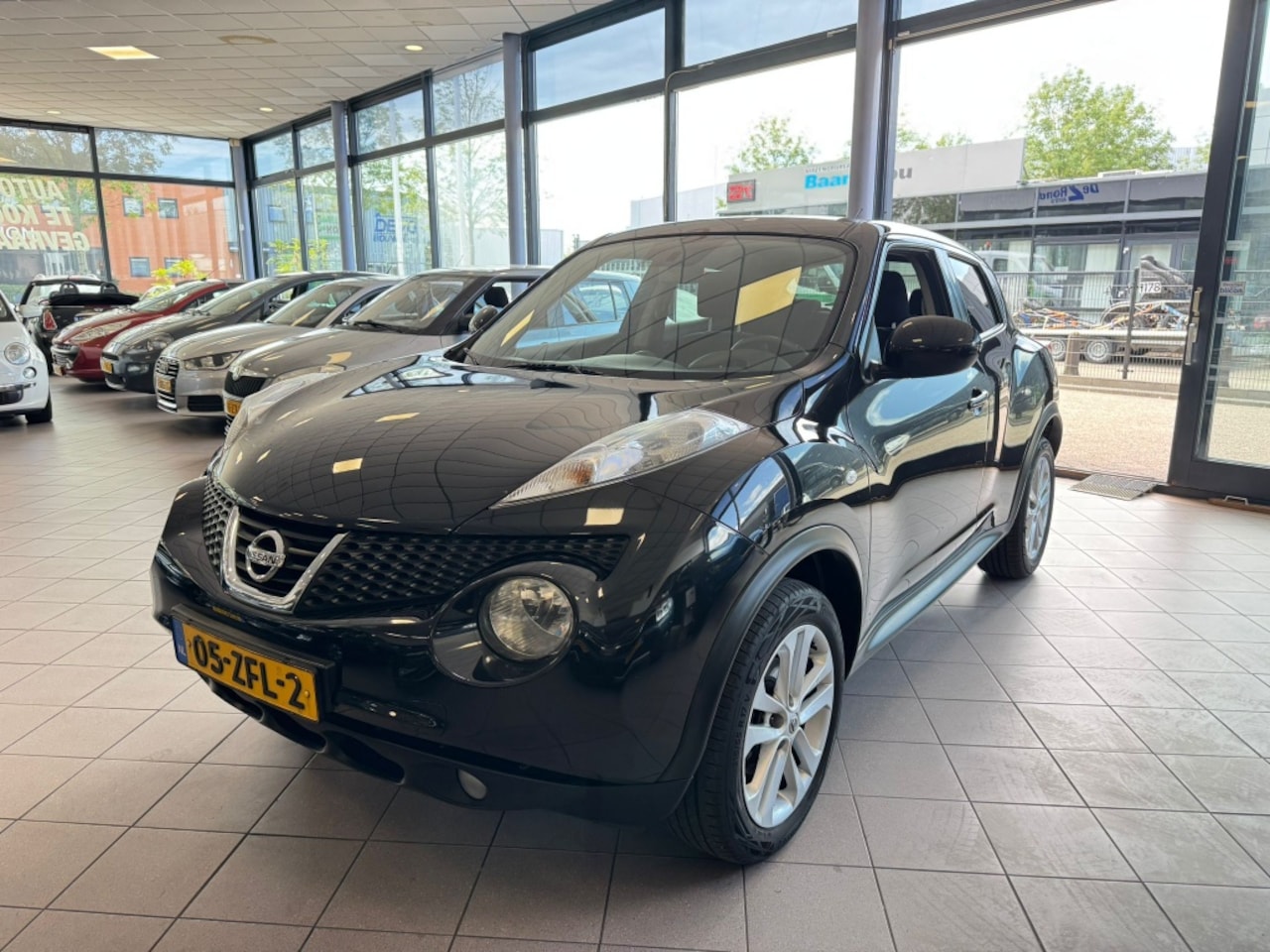 Nissan Juke - 1.6 Acenta LMV CLIMATE CRUISE APK 10-25 BJ 2012 !!! - AutoWereld.nl