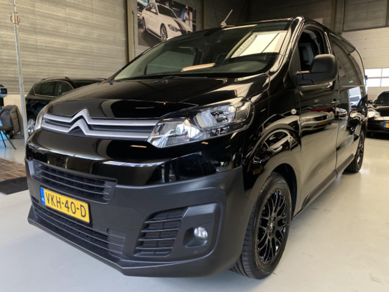 Citroën Jumpy - 2.0 BlueHDI L2 120 M Club Cruise, Navi, Airco - AutoWereld.nl