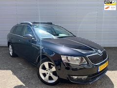 Skoda Octavia Combi - 1.4 TSI Greentech Elegance|Navi|Airco|Cruise|Panodak|