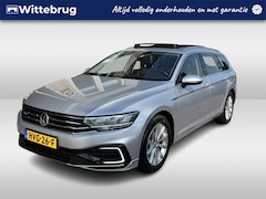Volkswagen Passat Variant - 1.4 TSI PHEV GTE Business / AUTOMAAT/ 218 PK/ PANO/ TREKHAAK/ CAMERA/ PARK. SENSOREN V+A/