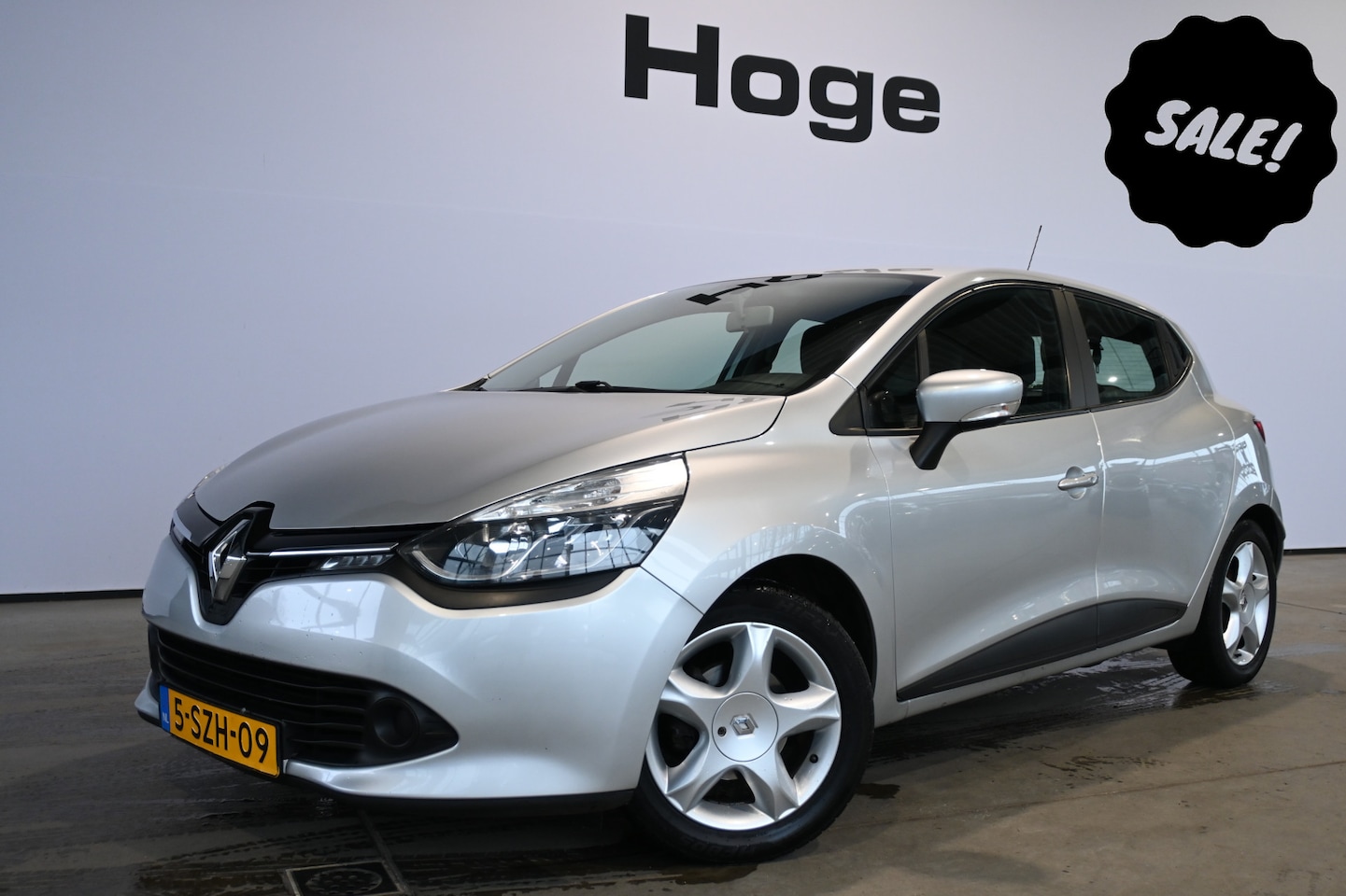 Renault Clio - 0.9 TCe Expression Airco Cruise control Navigatie 100% Onderhouden Licht metaal Inruil mog - AutoWereld.nl