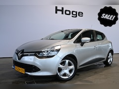 Renault Clio - 0.9 TCe Expression Airco Cruise control Navigatie 100% Onderhouden Licht metaal Inruil mog