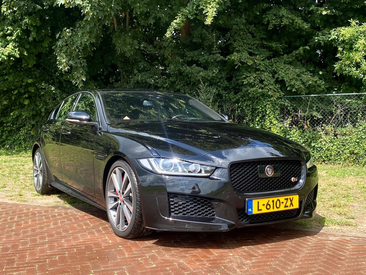 Jaguar XE - 3.0 S 381 PK (280KW) - AutoWereld.nl