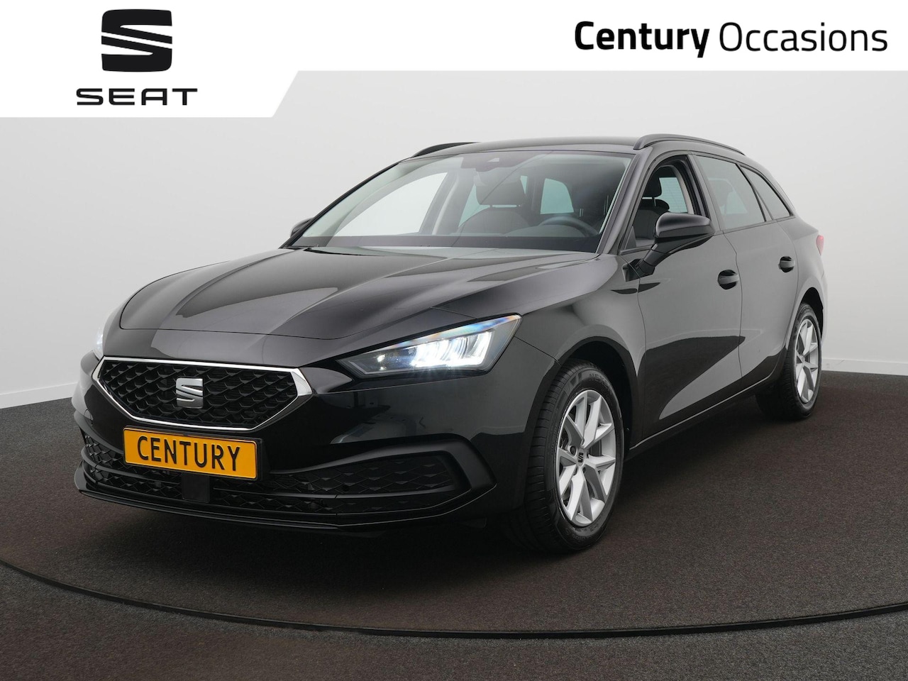 SEAT Leon Sportstourer - 1.0 eTSI Style DSG / Camera / Carplay / Elek. Klep - AutoWereld.nl