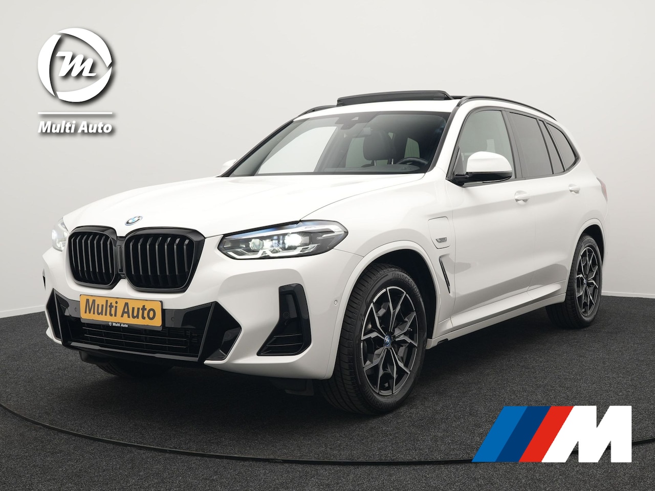 BMW X3 - xDrive30e M Sport Plug In Hybrid PHEV | Facelift | Panodak | Carplay | Lederen Sportstoele - AutoWereld.nl
