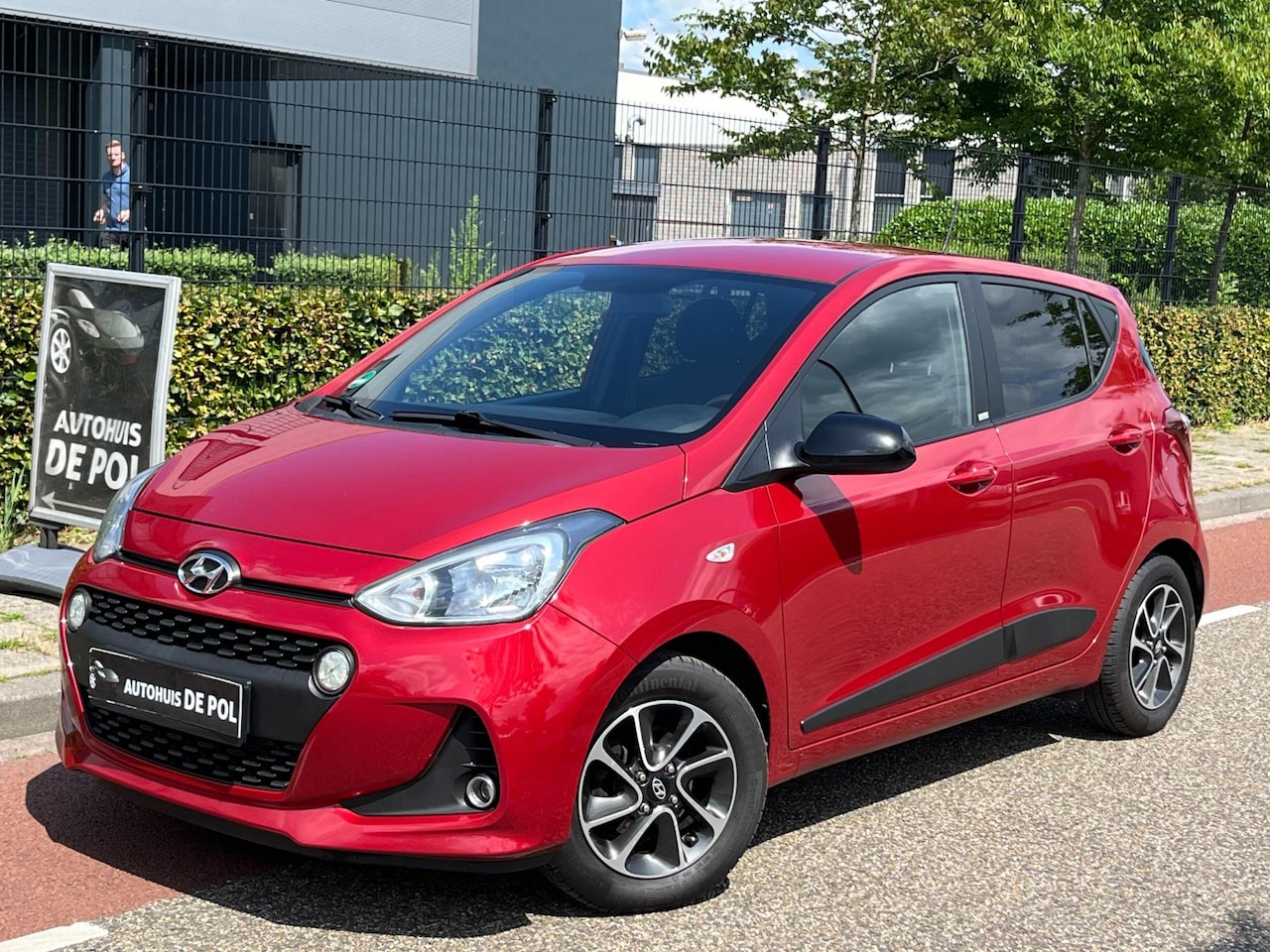 Hyundai i10 - 1.2i Passion Cruise-control Airco - AutoWereld.nl