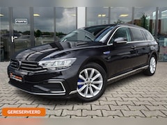 Volkswagen Passat Variant - 1.4 TSI PHEV GTE Business | ACC | Camera | Trekhaak |