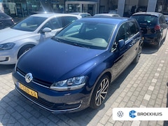 Volkswagen Golf - 1.4 TSI 125 pk Highline DSG automaat | Airco (automatisch) | Alcantara bekleding | Buitens