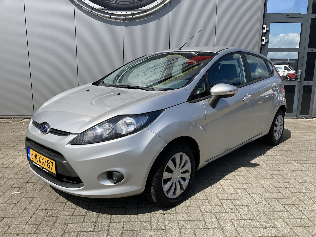 Ford Fiesta - 1.4 Trend Automaat | 5drs | Airco | Elektrisch pakket - AutoWereld.nl