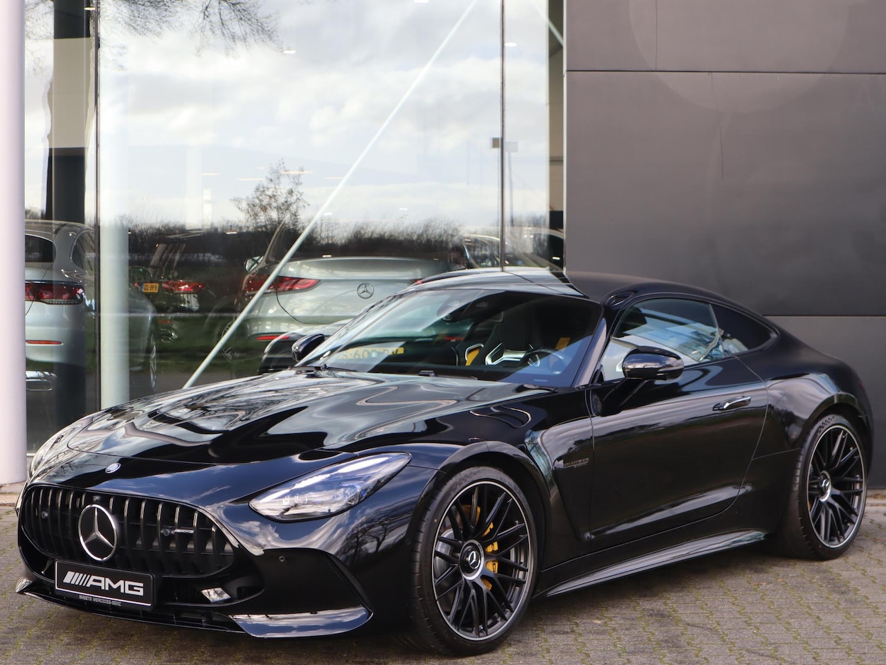 Mercedes-Benz AMG GT - 63 4MATIC+ | Premium Plus | Nose Lift | 2+2 | Achterasbesturing | Burmester - AutoWereld.nl