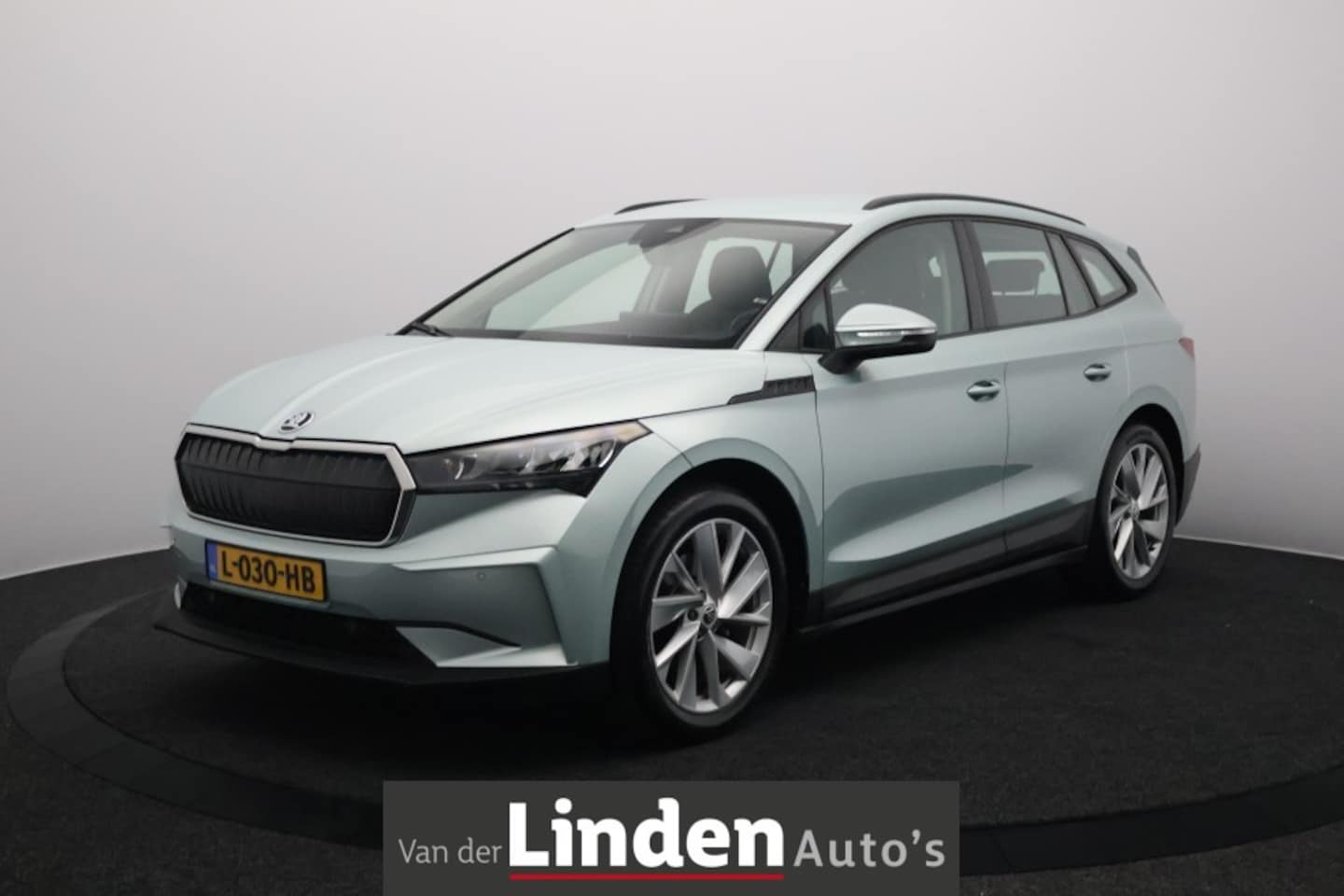 Skoda Enyaq iV - 60 SOH 92 % | Wegklapbare Trekhaak | Camera - AutoWereld.nl