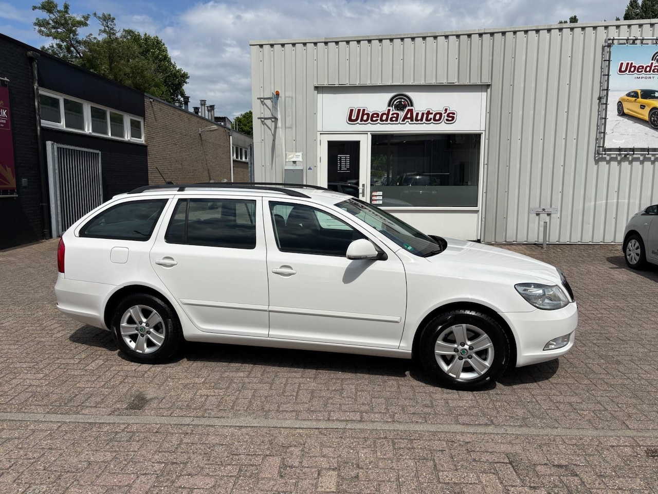 Skoda Octavia Combi - 1.2 TSI Ambition Business Line NL AUTO ZEER MOOI 2999E - AutoWereld.nl
