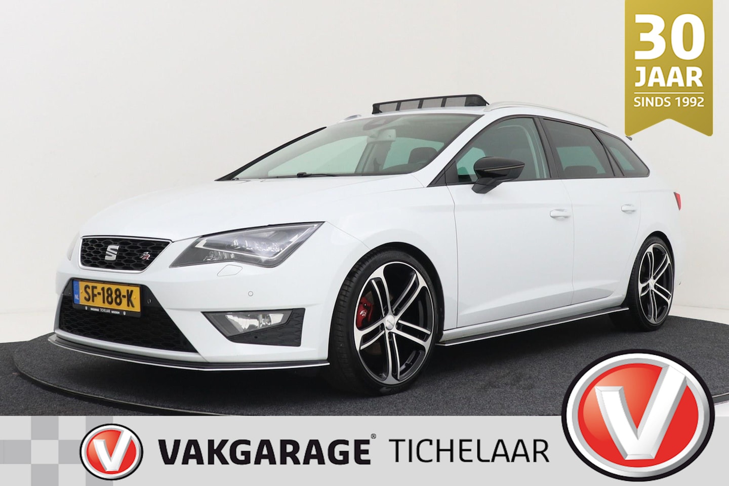 SEAT Leon ST - 1.4 EcoTSI FR | Panoramadak | Maxton Design | CarPlay | Cruise Control | Volledig Ond. | S - AutoWereld.nl