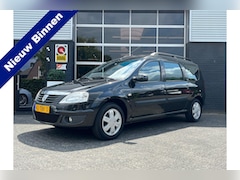 Dacia Logan MCV - 1.6-16V Blackline, Airco, Radio, Trekhaak, PDC, NAP
