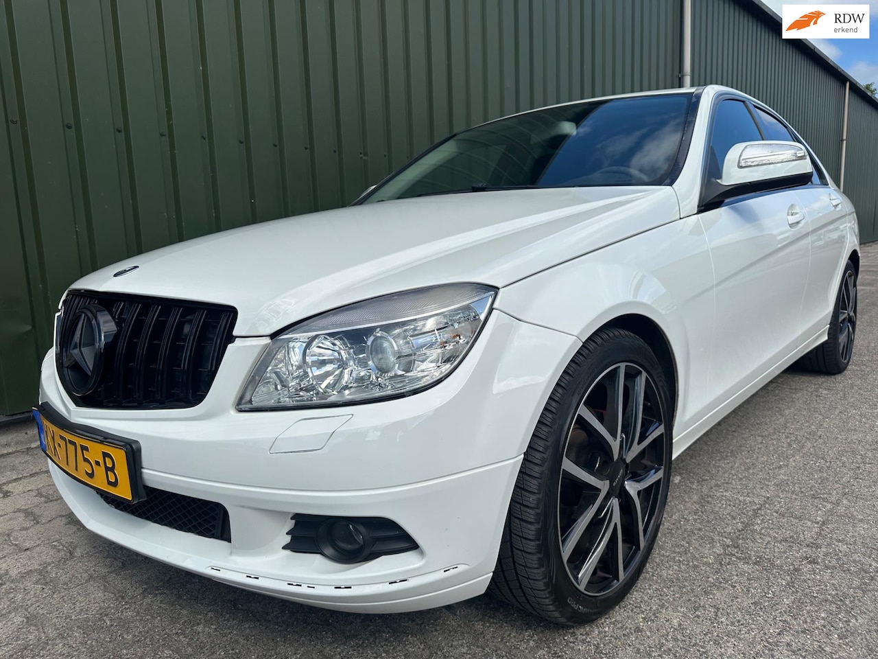 Mercedes-Benz C-klasse - 180 K Elegance Automaat - AutoWereld.nl