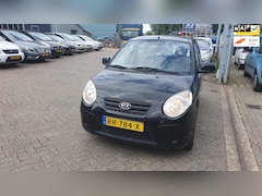 Kia Picanto - 1.1 MOTOR SPRINGT NIET AAN