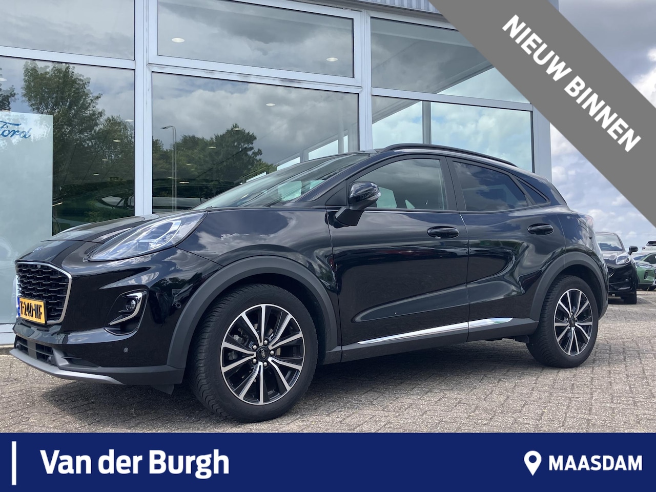 Ford Puma - Titanium X 1.0 EcoBoost Hybrid 125pk PowerShift Trekhaak - automaat - All Weather banden - AutoWereld.nl