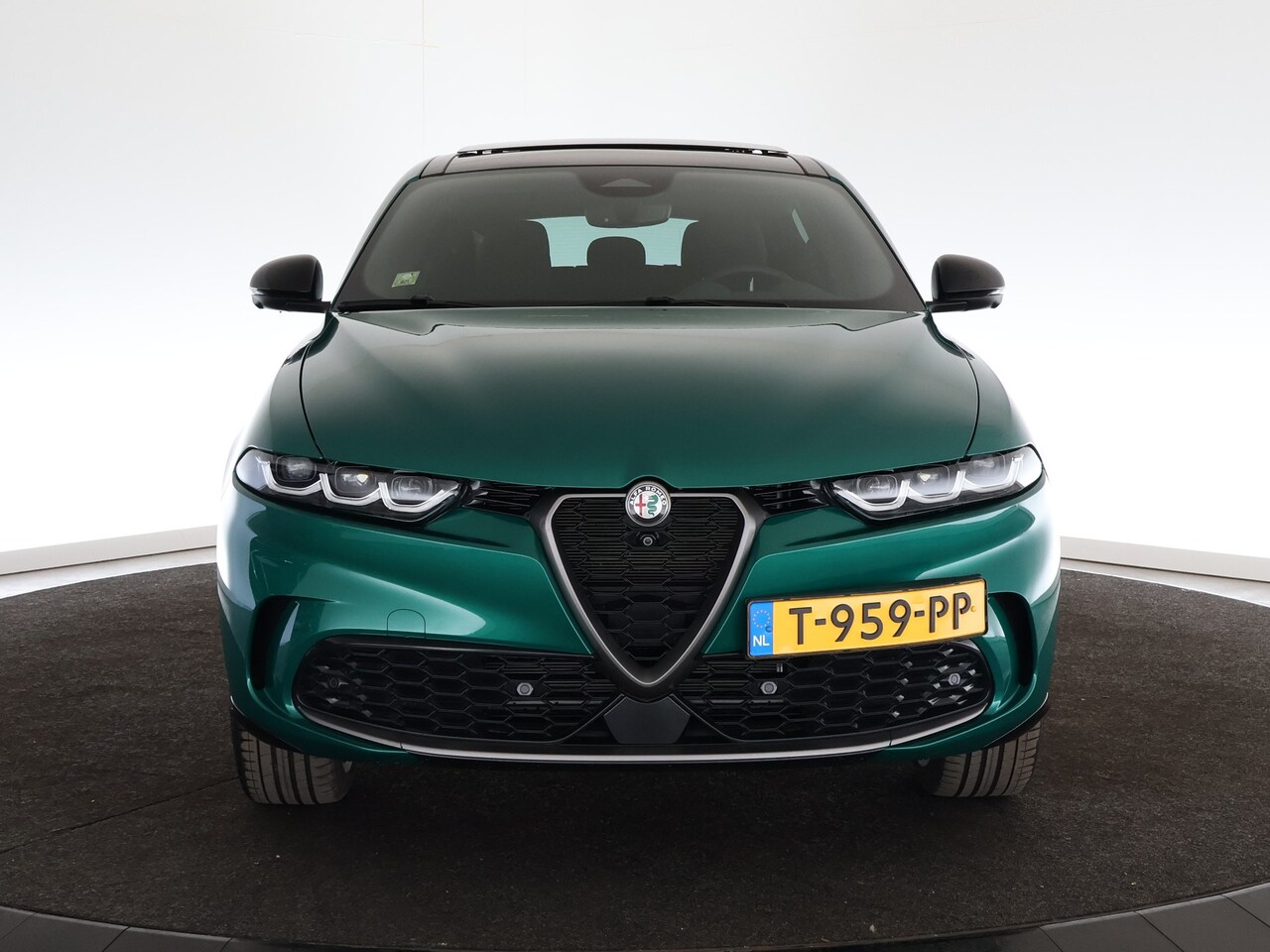 Alfa Romeo Tonale - 1.3T PHEV Edizione Speciale | 280 PK | Pano | Leder - AutoWereld.nl