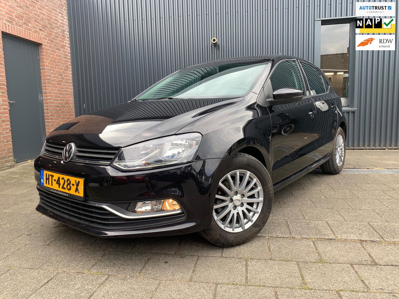 Volkswagen Polo - 1.2 TSI Comfortline 1.2 TSI Comfortline, NAP, NAVI, CRUISE! - AutoWereld.nl