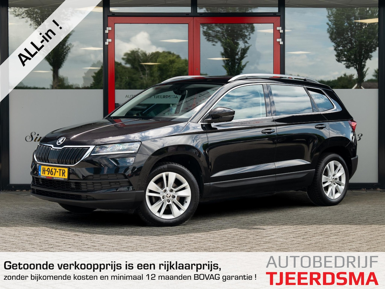 Skoda Karoq - 1.5 TSI ACT Business Edition | Trekhaak (wegklapbaar) | Camera | Navigatie | Adaptieve Cru - AutoWereld.nl