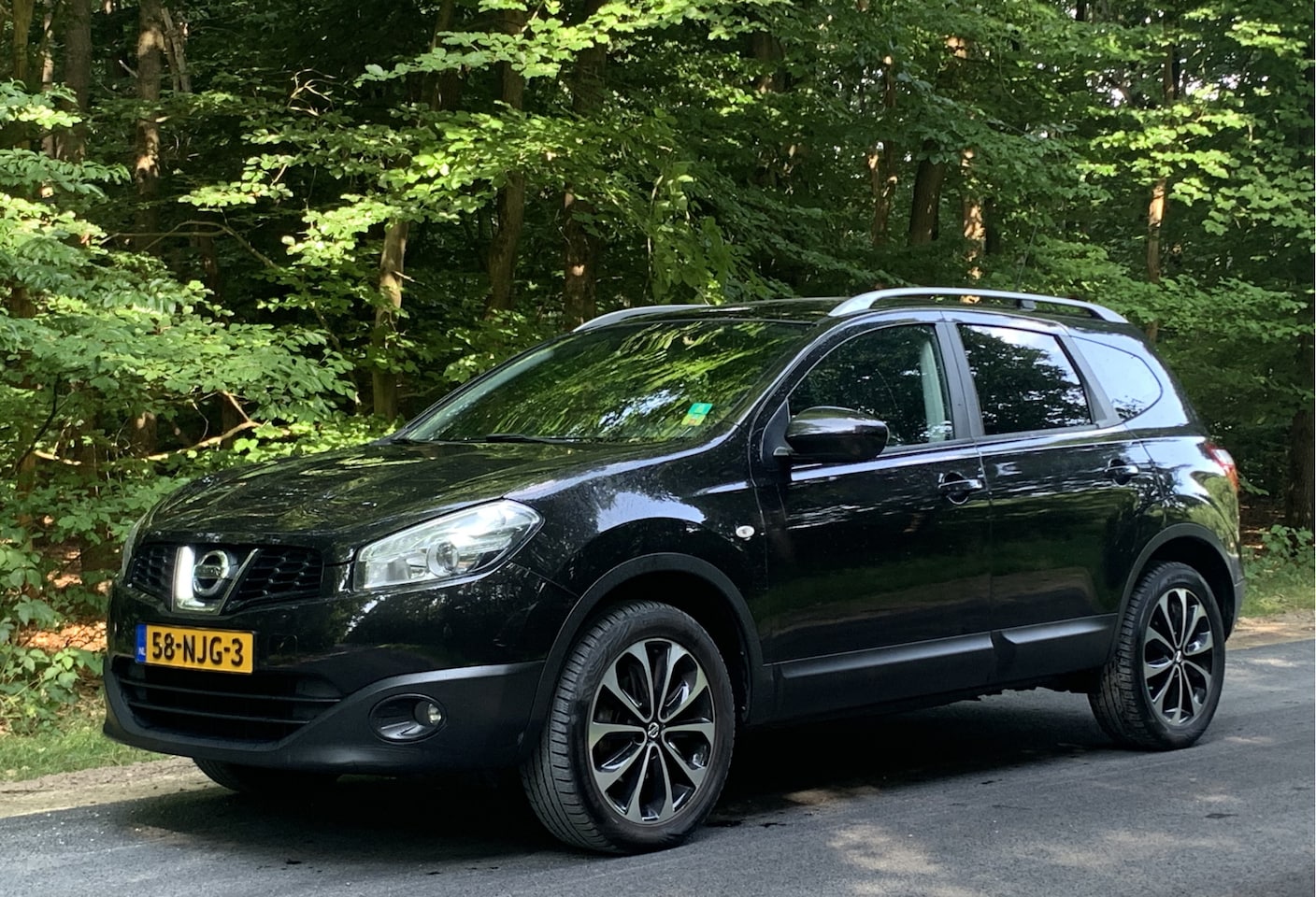 Nissan Qashqai+2 - 2.0 Optima Climate controle, Leder, Trekhaak, Pano. - AutoWereld.nl