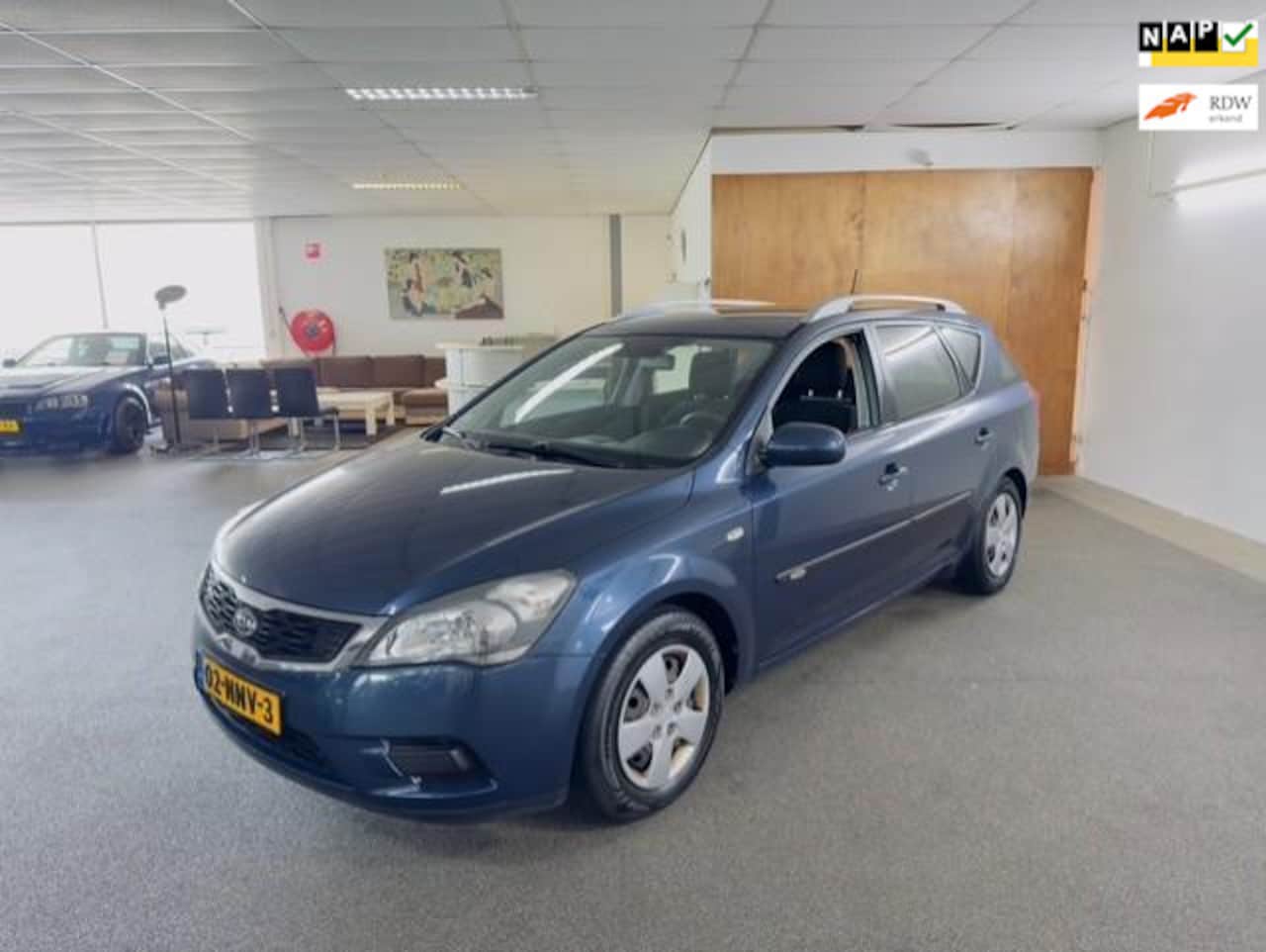 Kia Cee'd - 1.4 CVVT X-tra Apk Nieuw,2e Eigenaar,Dealer-Onderhouden,Airco,N.A.P,Trekhaak,2 sleutels,To - AutoWereld.nl