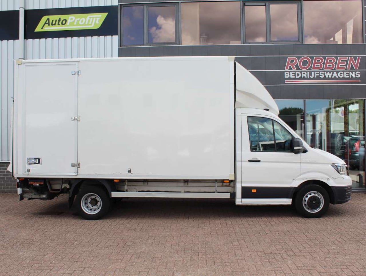 MAN TGE - 2.0 3.180  Bakwagen - Laadklep 1.000 kg / Zijdeur - AutoWereld.nl