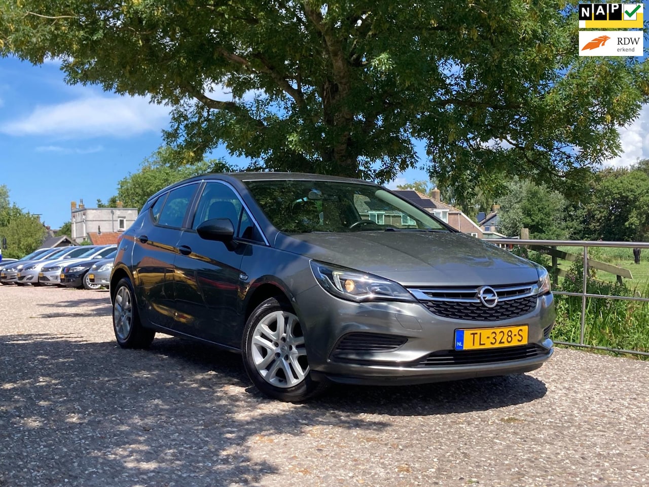 Opel Astra - 1.0 Business+ | Cruise + Airco nu € 6.975,-!!! - AutoWereld.nl