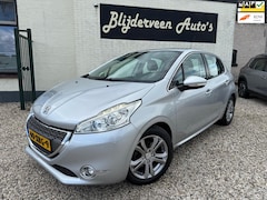 Peugeot 208 - 1.4 VTi Allure 5Deurs | Clima | Cruise | Navi | Dealer Onderhouden | Trekhaak Afneembaar