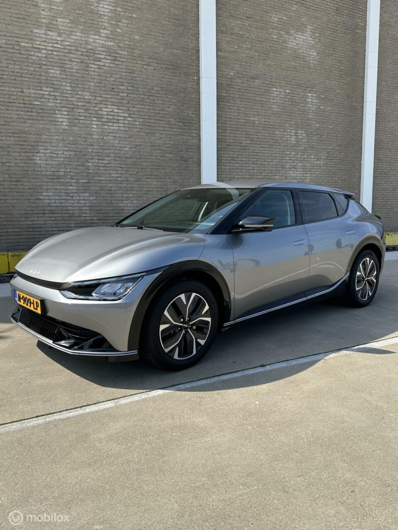 Kia EV6 - Plus 77.4 kWh 1e Eig Garantie Stoelventilatie Trekhaak - AutoWereld.nl