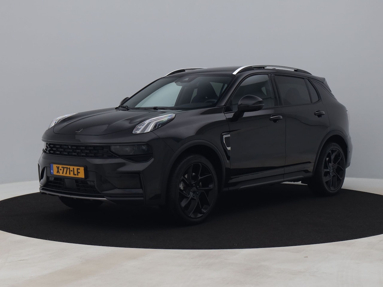 Lynk & Co 01 - 1.5 Plug-in Hybrid | 360° | BLACK | ZWARTE HEMEL | NLD AUTO - AutoWereld.nl