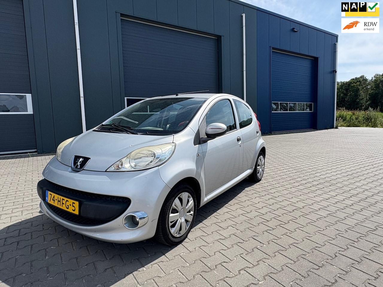 Peugeot 107 - 1.0-12V XR 1.0-12V XR 5-DRS - AutoWereld.nl