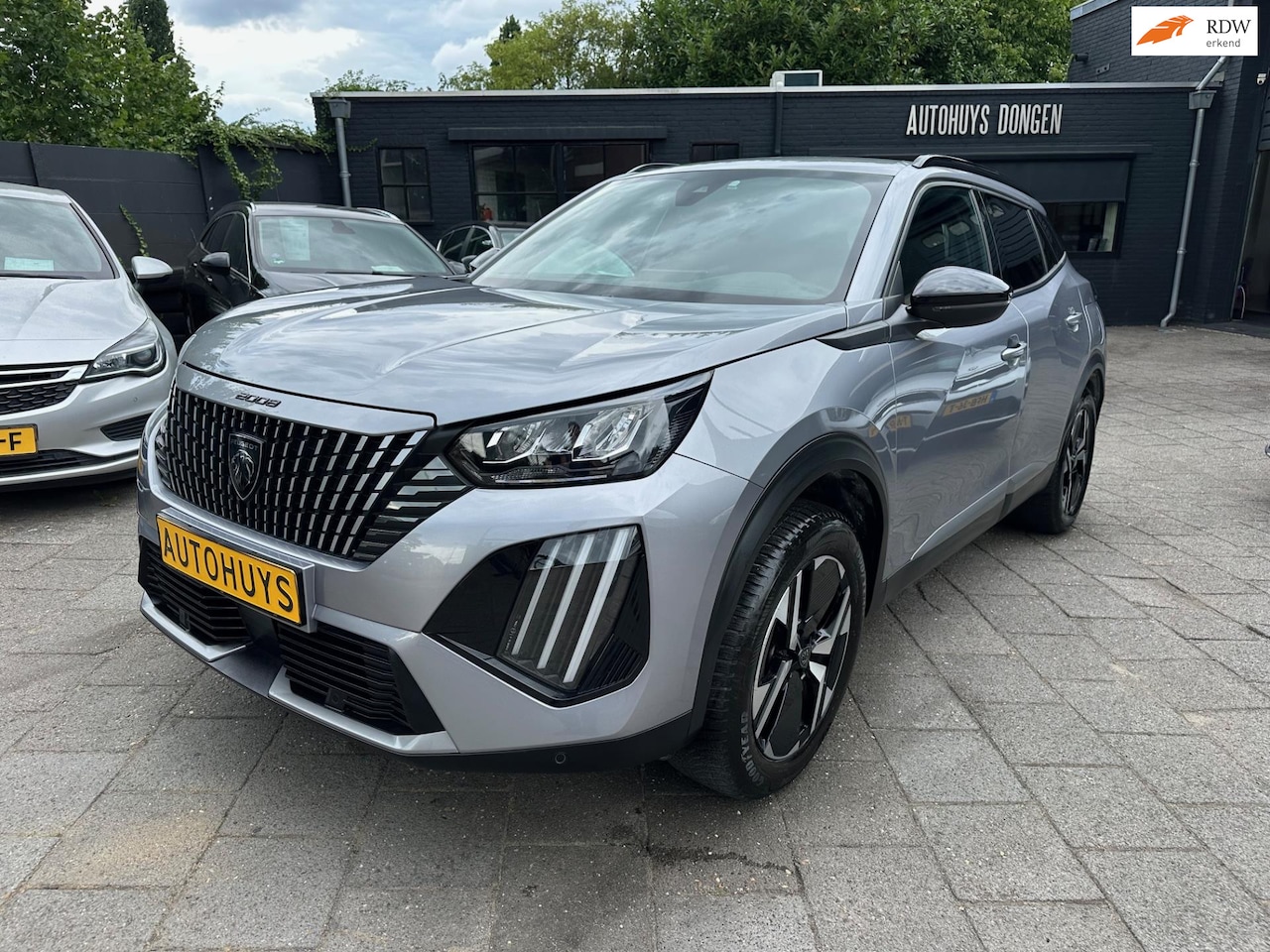 Peugeot 2008 - 1.2 PureTech (130pk) Allure! Aut! Apple/Android Carplay! - AutoWereld.nl
