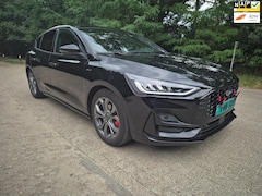 Ford Focus - 1.0 EcoBoost Hybrid ST Line