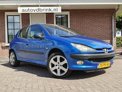 Peugeot 206 - 1.6-16V Gentry, NIEUWE APK, TREKHAAK