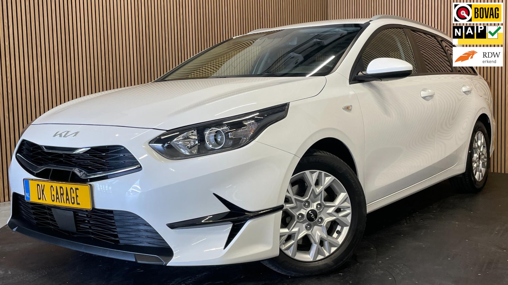 Kia Cee'd Sportswagon - Ceed 1.0 T-GDI DynamicLine|CARPLAY|STOEL-STUURVERWARMING|CAMERA|CLIMA|CRUISE|LANE-ASSIST|I - AutoWereld.nl