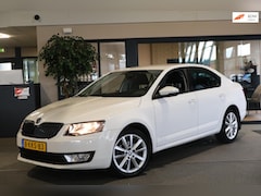 Skoda Octavia - 1.4 TSI Greentech Ambition Businessline Navi Cruise PDC