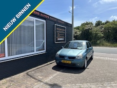 Renault Clio - 1.4-16V Privilège