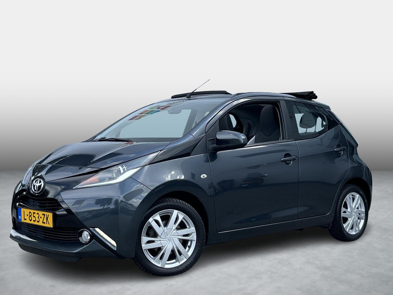 Toyota Aygo - 1.0 VVT-i x-clusiv Vouwdak / Lichtmetalen velgen - AutoWereld.nl