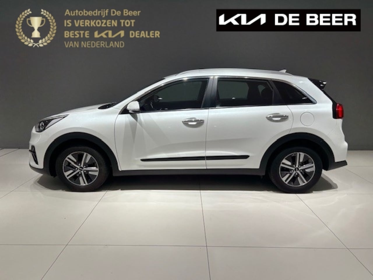 Kia Niro - 1.6 GDi Hybrid 141pk DCT6 DynamicLine - AutoWereld.nl