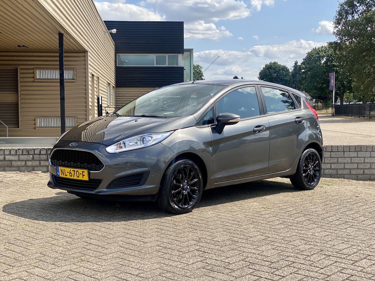 Ford Fiesta - 1.0 Style Essential |5drs,LMV,Navi,Airco| - AutoWereld.nl