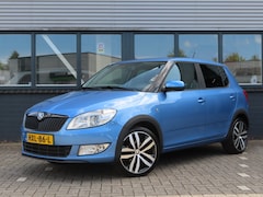 Skoda Fabia - 1.2 TSI Fresh | climate control | stoelverwarming | trekhaak afneembaar | parkeersensoren