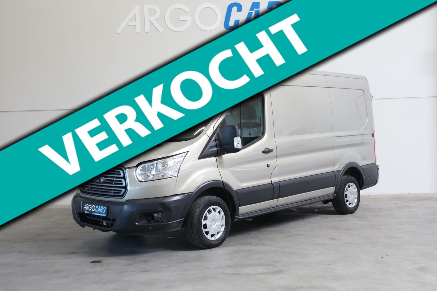 Ford Transit - 330 2.0 TDCI L2/H2 CAMERA AIRCO CRUISE CONTROL TREKHAAK PDC 131PK INRUIL MOGELIJK - AutoWereld.nl